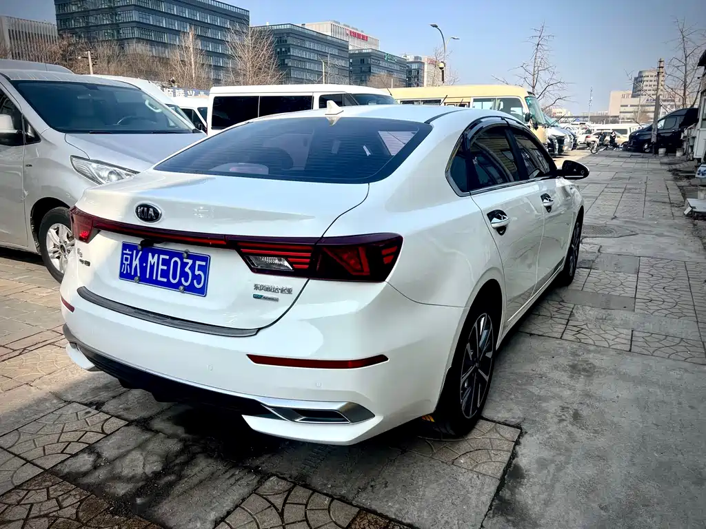Kia K3 2020 1.5L CVT Fashion Edition купить на сайте DeffCars