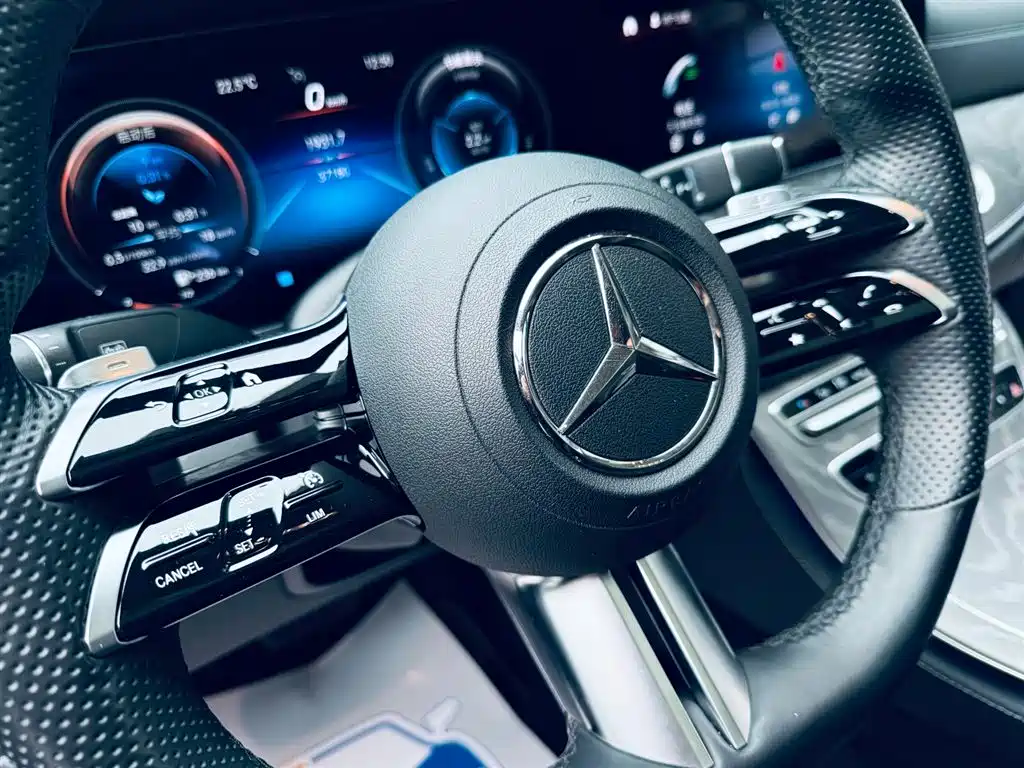 Mercedes-Benz E-Class New Energy 2022 facelift E 350 e L plug-in hybrid sedan купить на сайте DeffCars