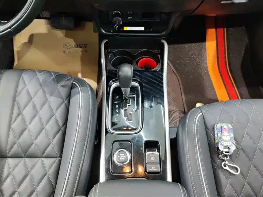Outlander 2021 2.4L four-wheel drive exclusive version, 5 seats купить на сайте DeffCars