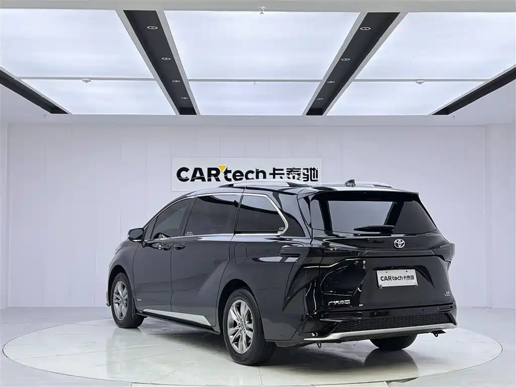 SIENNA 2024 2.5L Hybrid Comfort Edition купить на сайте DeffCars