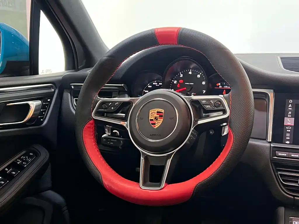 Macan 2018 Macan 2.0T купить на сайте DeffCars
