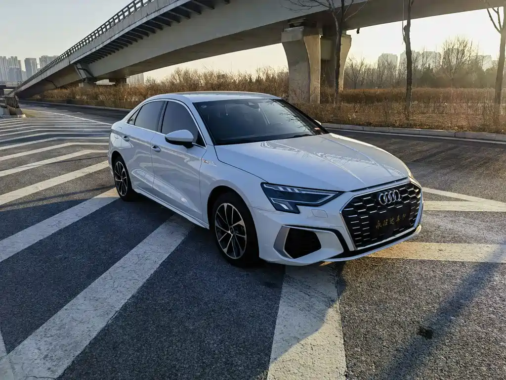 Audi A3 2023 A3L Limousine 35 TFSI aggressive and sporty купить на сайте DeffCars