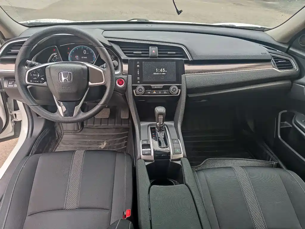 Civic 2019 220TURBO CVT Dynamic Edition National VI купить на сайте DeffCars