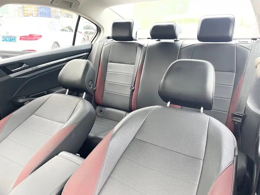 Bora 2020 1.5L automatic elite model купить на сайте DeffCars