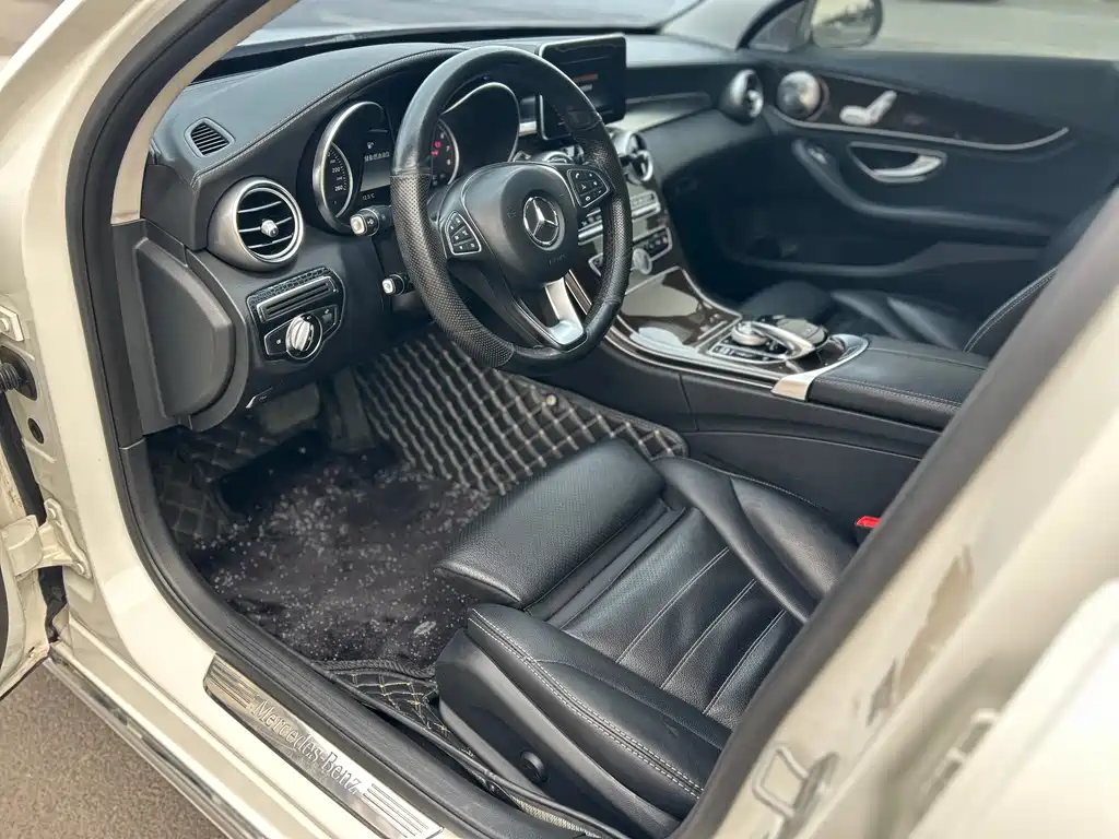 Mercedes-Benz C-Class 2016 C 180 L Sports купить на сайте DeffCars