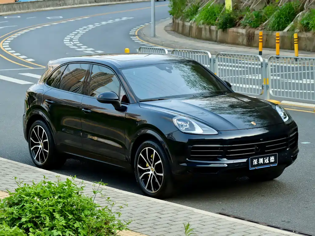 Cayenne 2023 Cayenne 3.0T Platinum Edition купить на сайте DeffCars