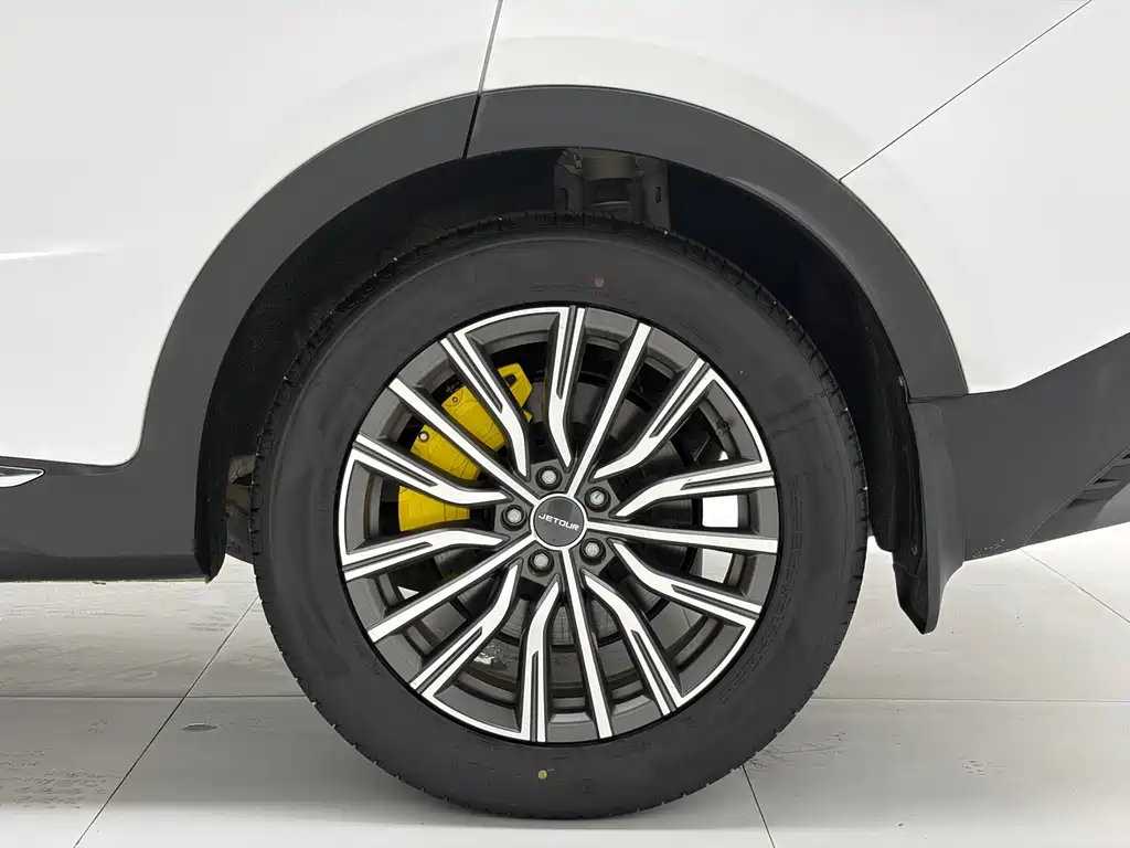 Jietu X70 PLUS 2023 model 1.6T DCT Powerful PLUS 7 seats купить на сайте DeffCars