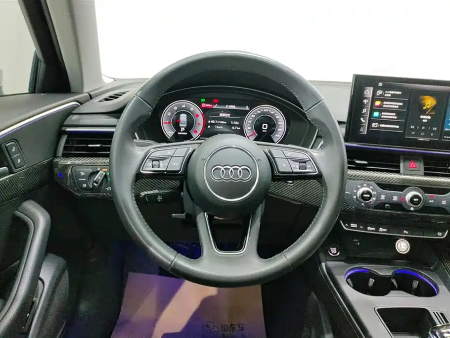 Audi A4L 2022 40 TFSI Fashionable and Dynamic купить на сайте DeffCars