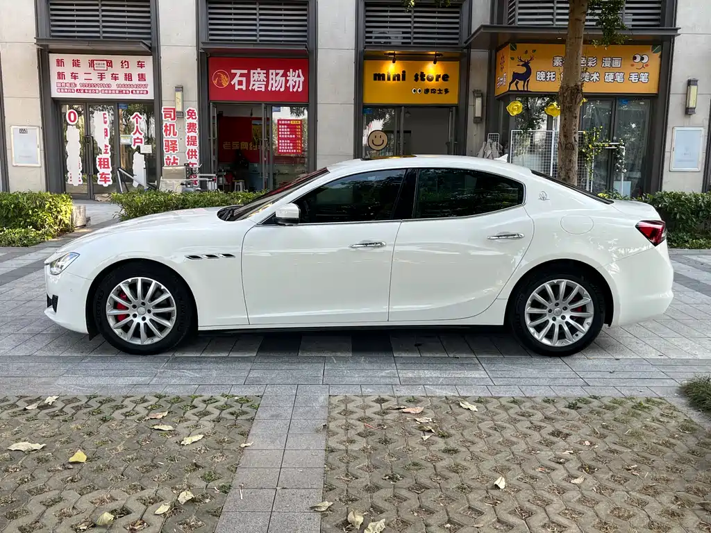 Ghibli 2019 3.0T Standard Edition National V купить на сайте DeffCars