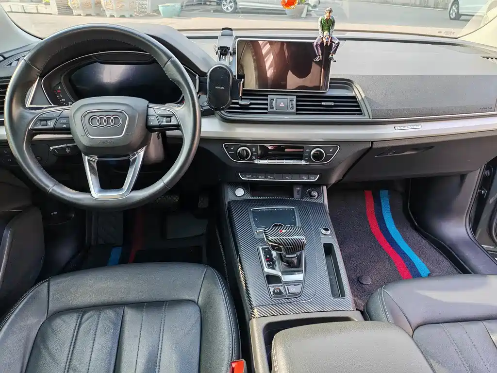 Audi Q5L 2018 40 TFSI enjoys fashionable style, National V купить на сайте DeffCars