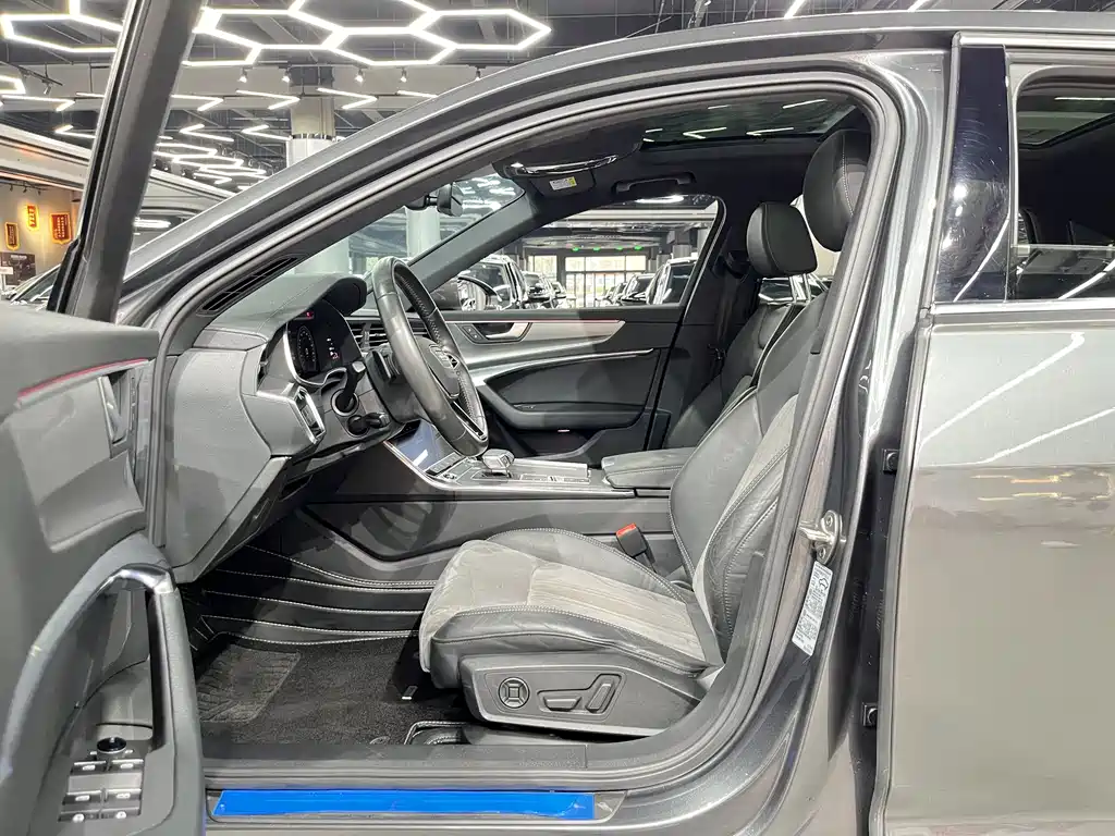 Audi A6L 2021 45 TFSI Premium Dynamic Model купить на сайте DeffCars