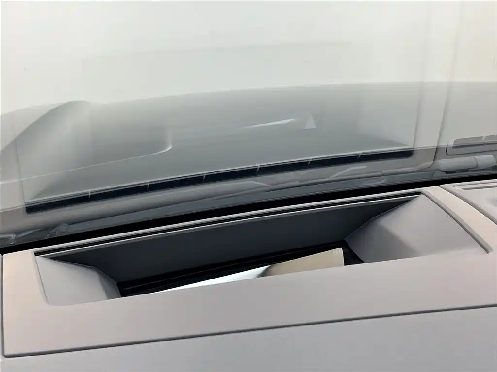 Touareg 2023 3.0TSI Ruixiang Edition Classic Sports Package купить на сайте DeffCars
