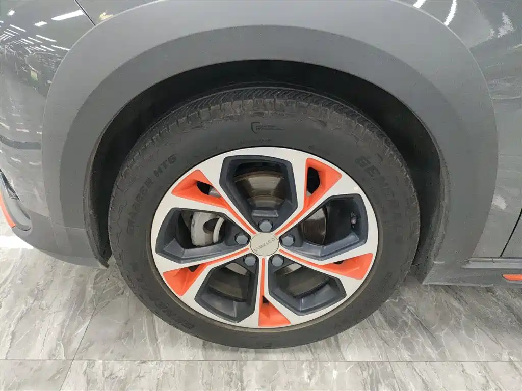 Lynk & Co 02 2019 High-Energy Edition 2.0T Automatic Two-wheel Drive Shine Edition National VI купить на сайте DeffCars