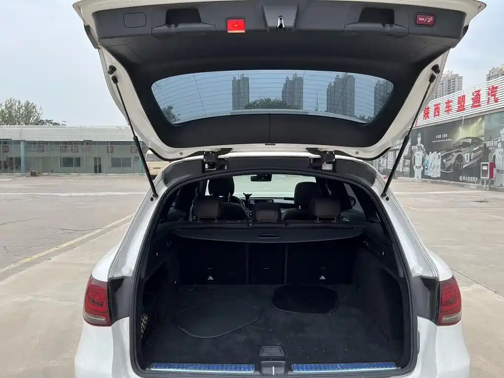 Mercedes-Benz GLC 2020 facelift GLC 260 L 4MATIC dynamic купить на сайте DeffCars