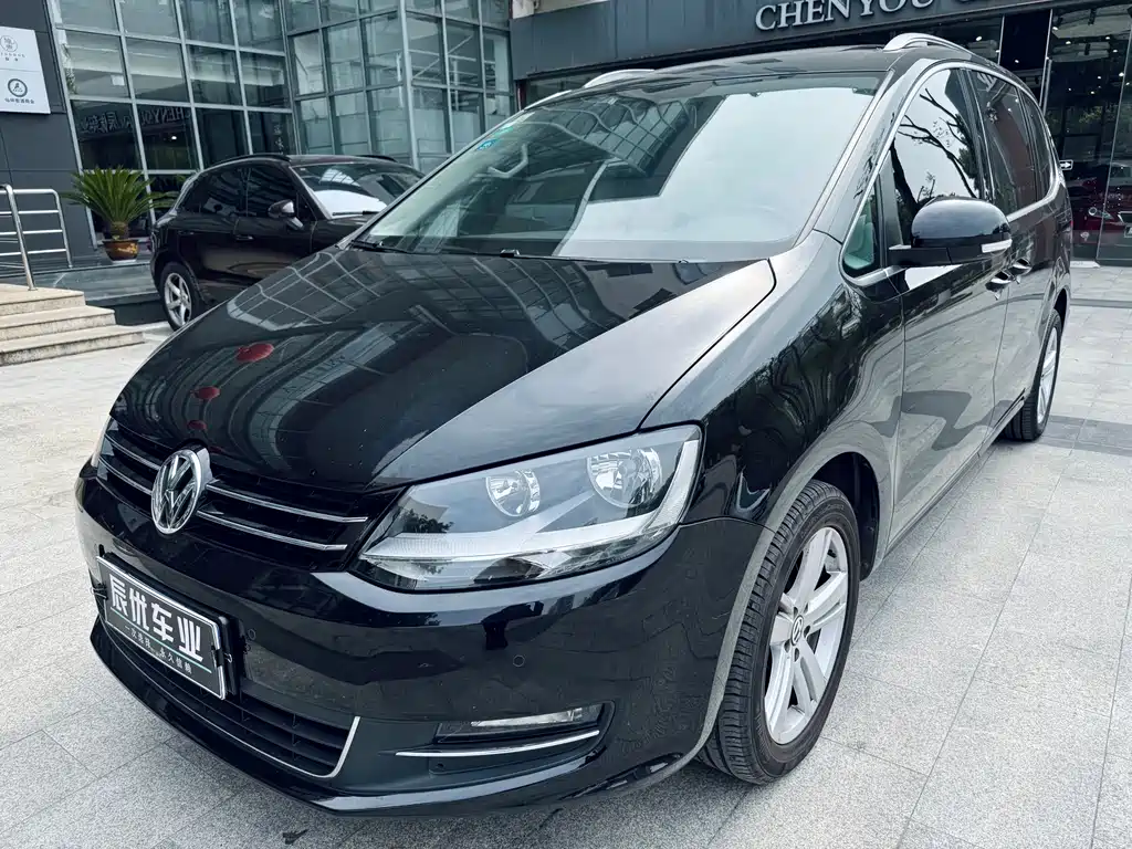 Sharan 2015 1.8TSI comfort model купить на сайте DeffCars