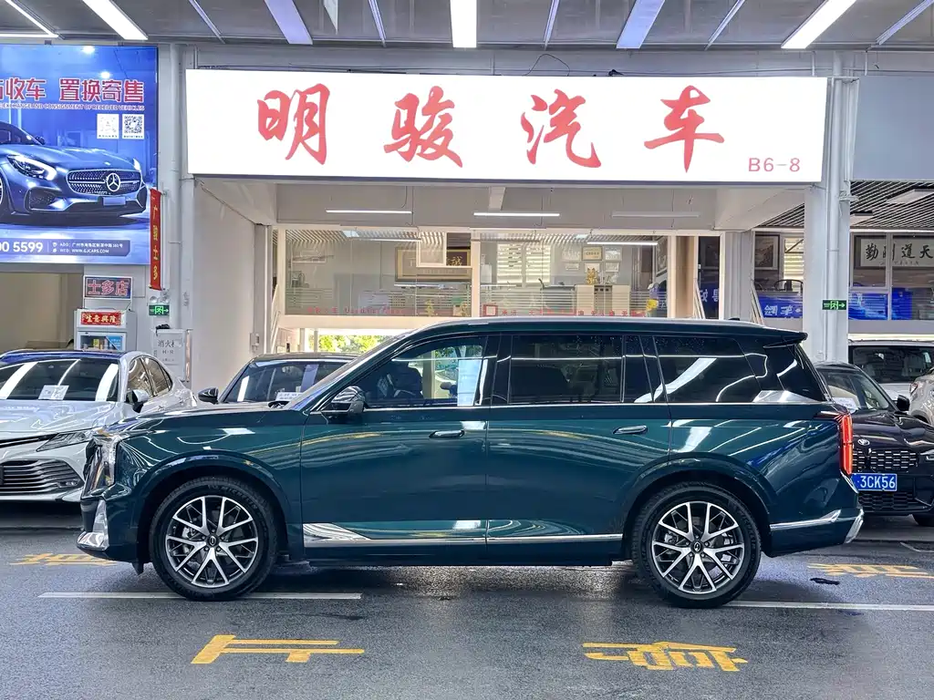 Trumpchi GS8 2022 Dual Engine Series 2.0TM Two-wheel drive Premium Edition (seven seats) купить на сайте DeffCars