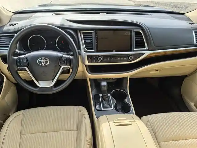 Highlander 2018 2.0T four-wheel drive elite version 7 seats National V купить на сайте DeffCars