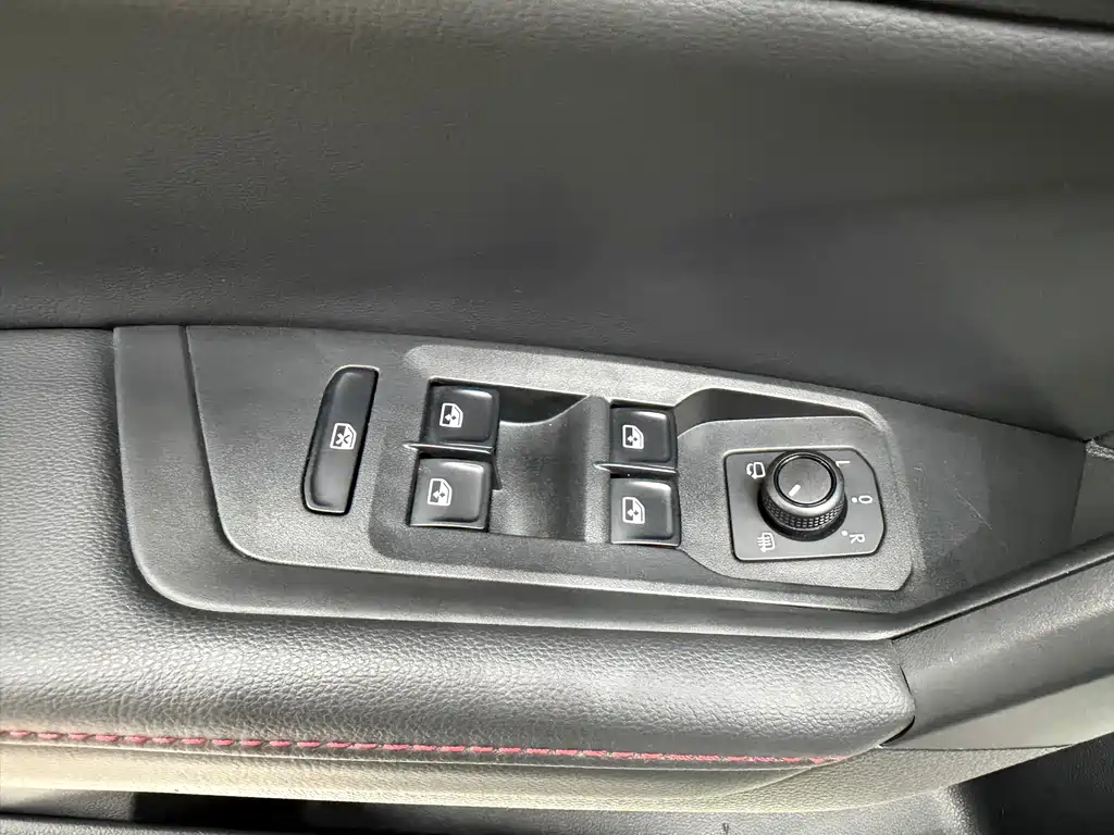 Lavida 2023 280TSI DSG Starry Sky Full Edition купить на сайте DeffCars
