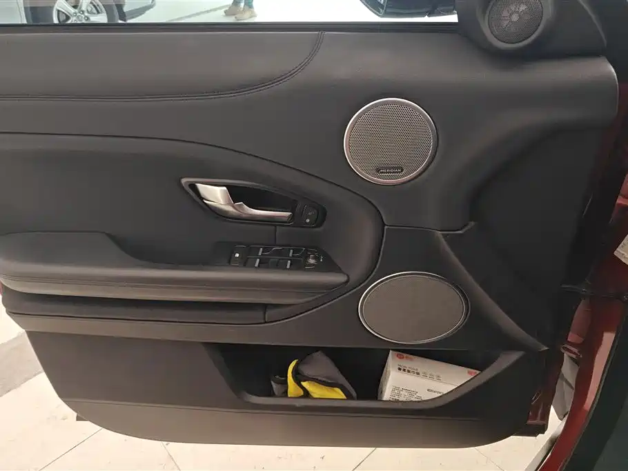 Range Rover Evoque 2018 240PS SE Zhiyao Edition купить на сайте DeffCars