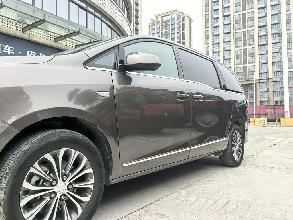 Buick GL8 2020 Land Business Class 652T Luxury купить на сайте DeffCars