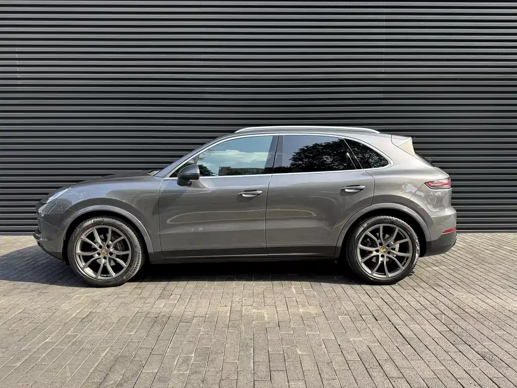 Cayenne 2023 Cayenne 3.0T купить на сайте DeffCars