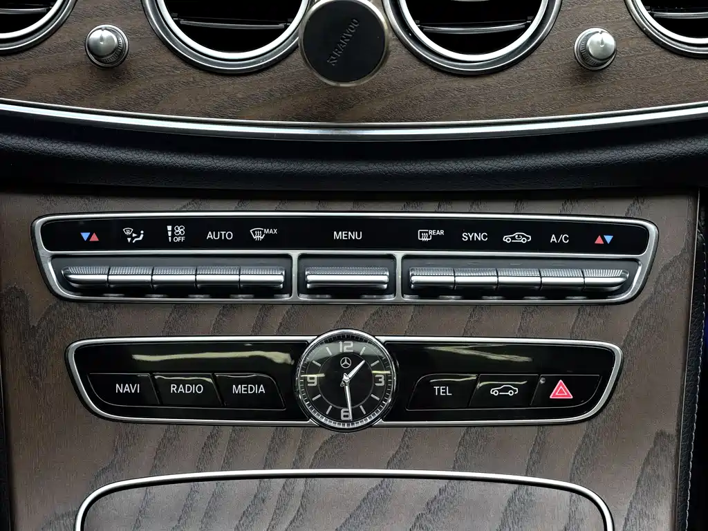 Mercedes-Benz E-Class 2019 facelift E 300 L fashionable model купить на сайте DeffCars