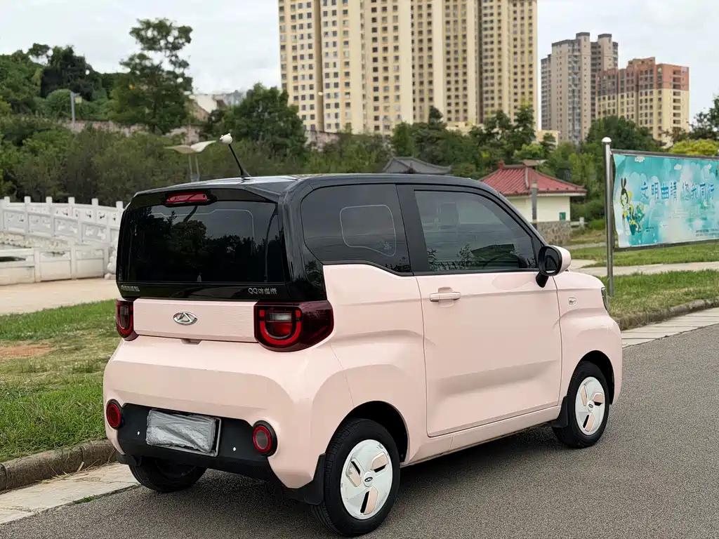 QQ Ice Cream 2022 170km Sundae Lithium Iron Phosphate купить на сайте DeffCars