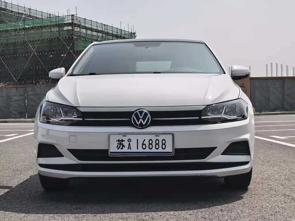 Polo 2021 Plus 1.5L Automatic Colorful Technology Edition купить на сайте DeffCars