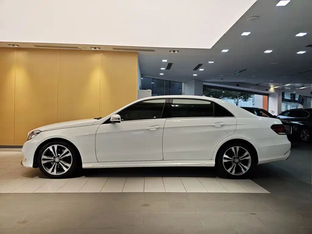 Mercedes-Benz E-Class 2015 facelift E 200 L sporty купить на сайте DeffCars