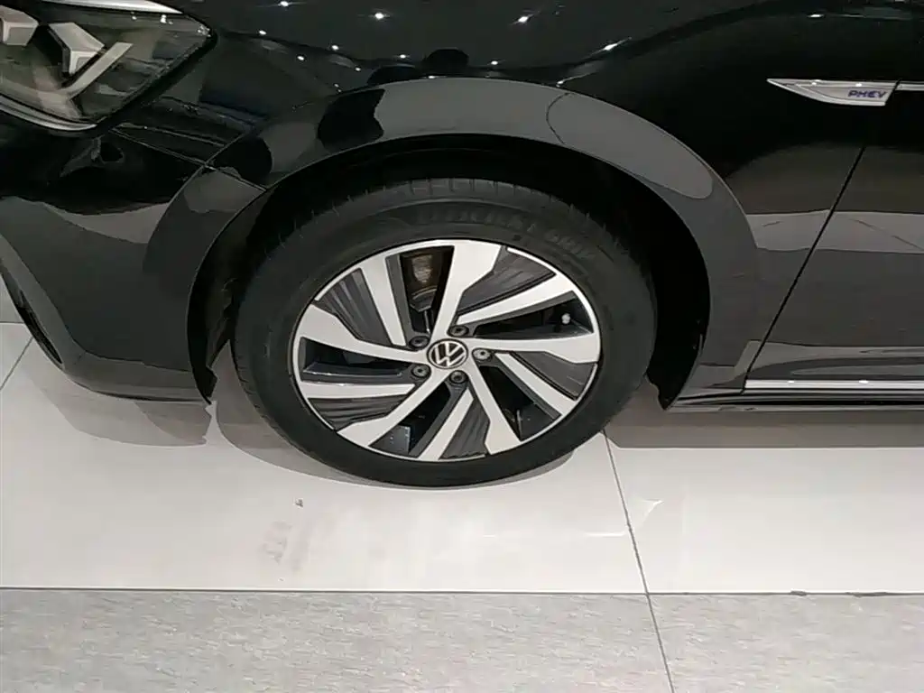 Passat New Energy 2022 Facelift 430PHEV Hybrid Elite Edition купить на сайте DeffCars