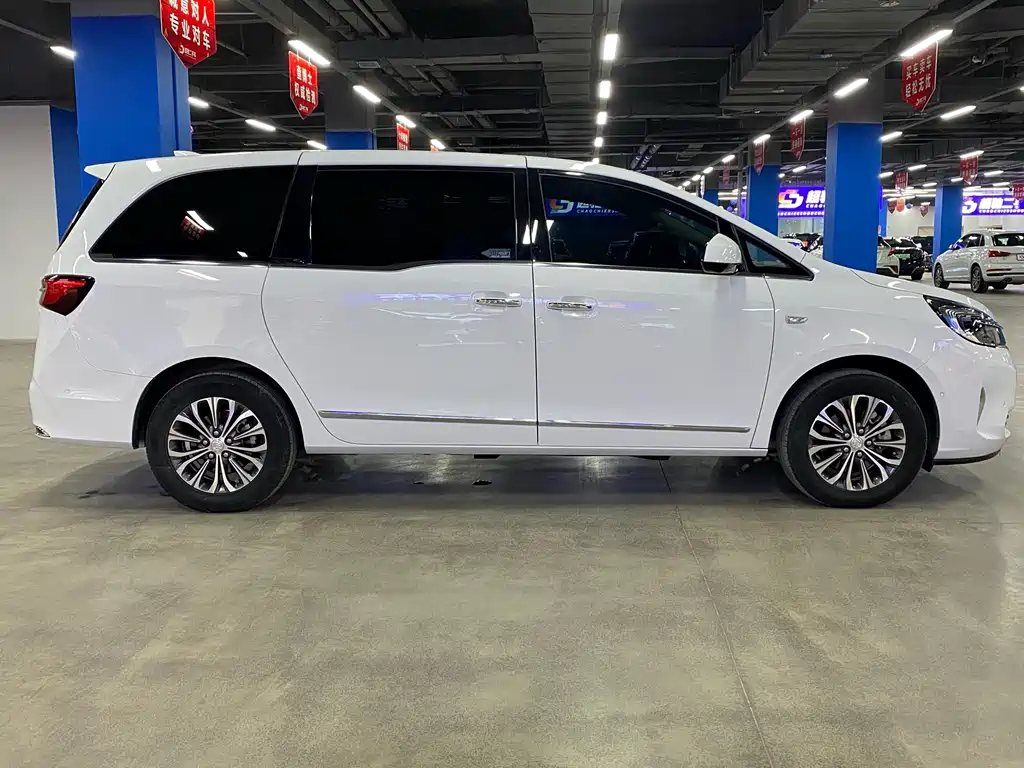 Buick GL8 2022 land business class 652T premium type купить на сайте DeffCars