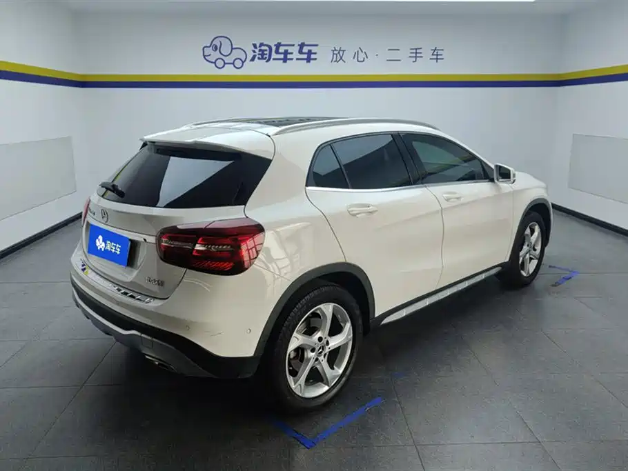 Mercedes-Benz GLA 2019 GLA 200 Dynamic купить на сайте DeffCars