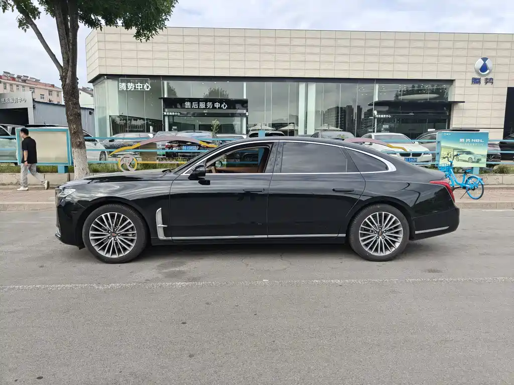 Hongqi H9 2022 2.0T Zhilian Flagship Edition купить на сайте DeffCars