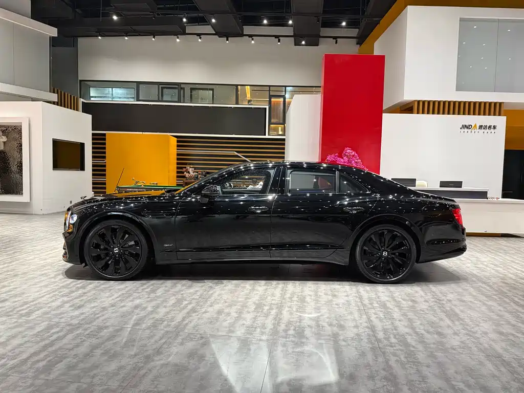 Flying Spur Hybrid 2022 2.9T V6 Mulliner купить на сайте DeffCars