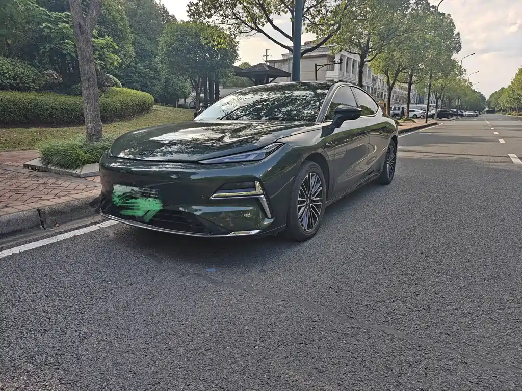 Star 8 2025 130km EM-i Premium Edition купить на сайте DeffCars