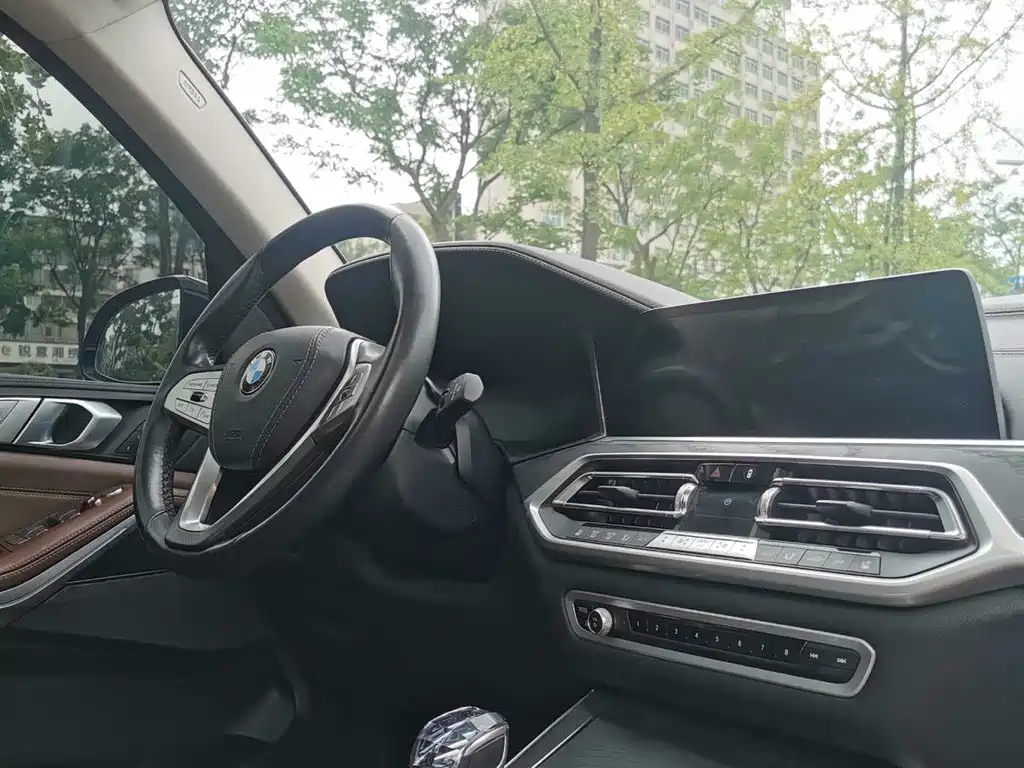 BMW X7 2020款 xDrive40i 领先型豪华套装 купить на сайте DeffCars
