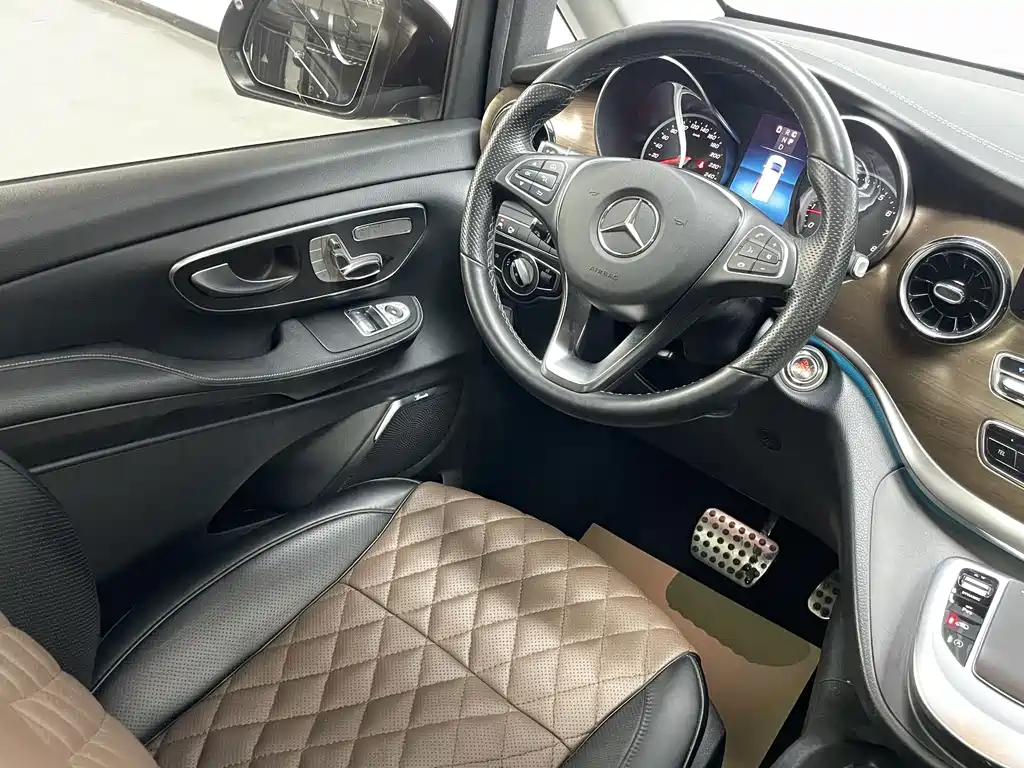 Mercedes-Benz V-Class 2020 V 260 Premium Edition купить на сайте DeffCars