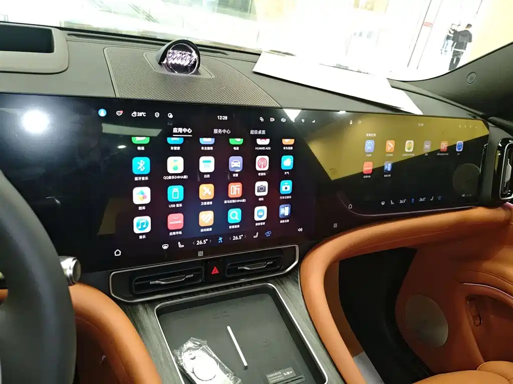 Wenjie M9 2025 extended range Ultra version 52kWh 6-seater version 192-line lidar) купить на сайте DeffCars