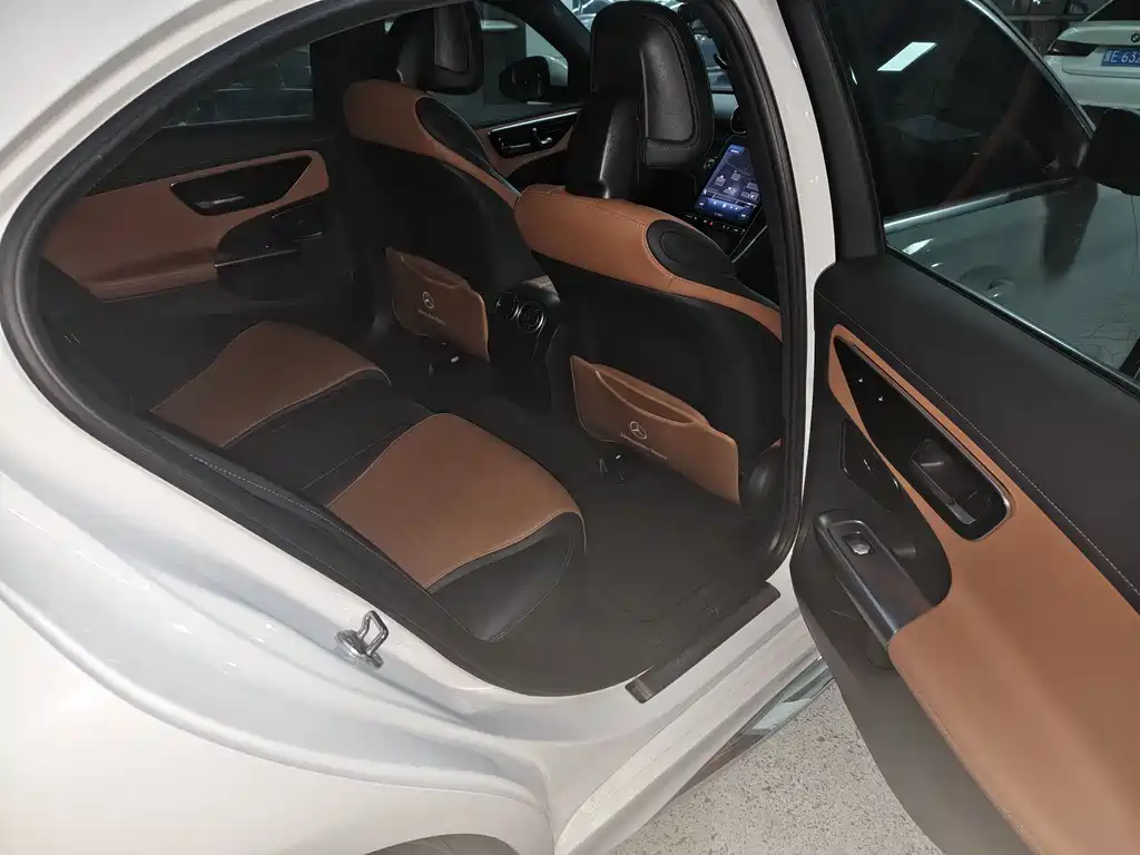 Mercedes-Benz C-Class 2023 C 200 L Sports Edition купить на сайте DeffCars