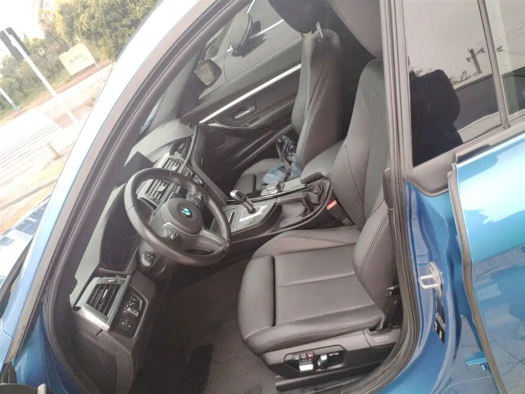 BMW 3 Series GT 2019 320i M Sports Package купить на сайте DeffCars