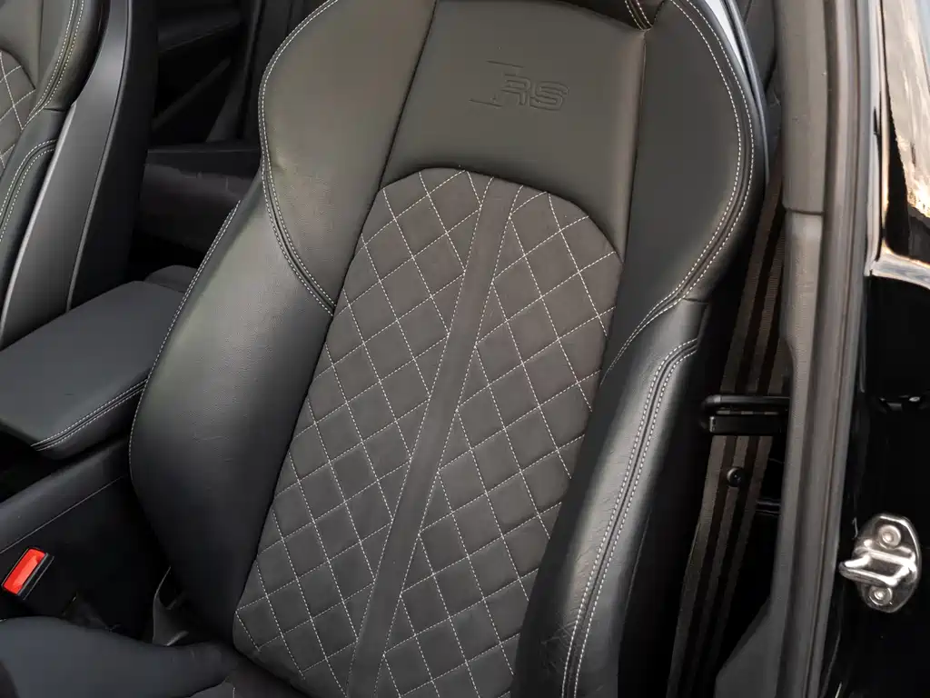 Audi RS 4 2023 RS4 Avant regular version купить на сайте DeffCars