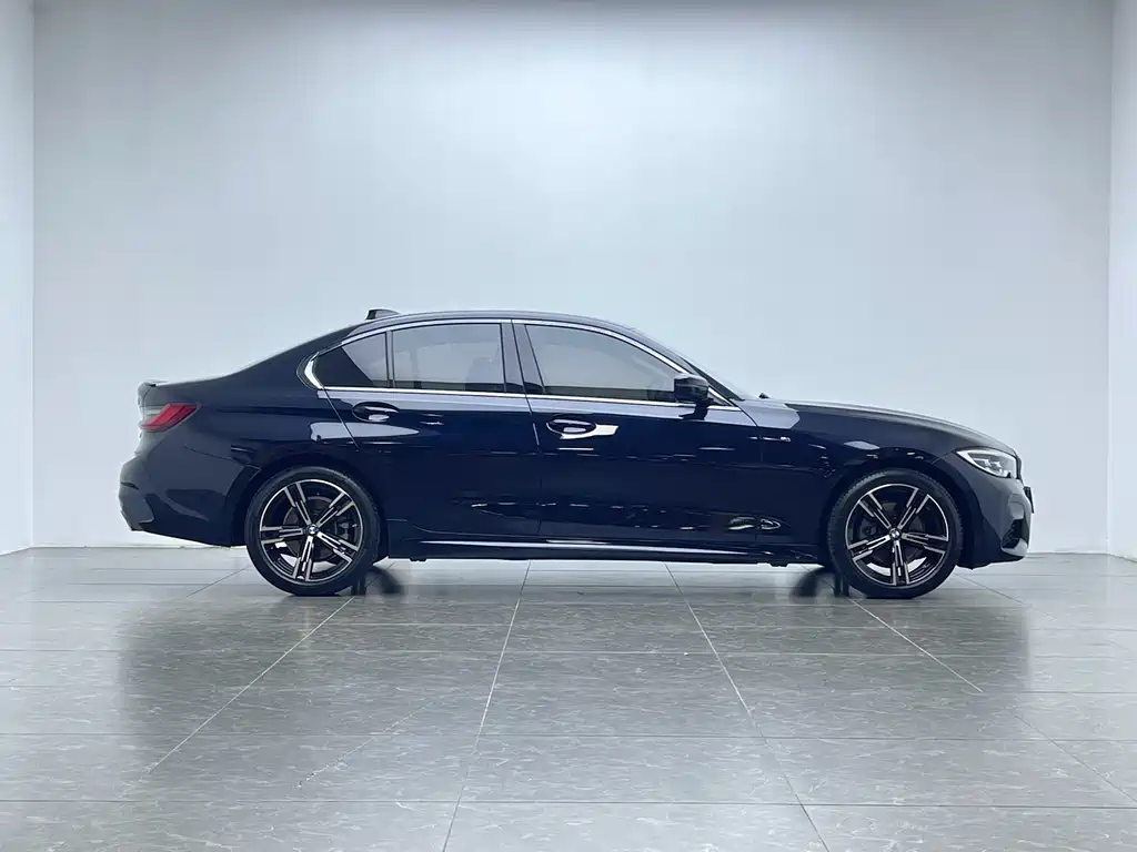BMW 3 Series 2022 325i M Sports Package купить на сайте DeffCars