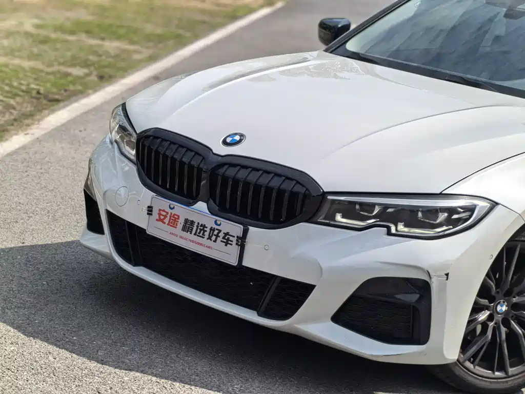 BMW 3 Series 2022 325i M Sports Night Package купить на сайте DeffCars
