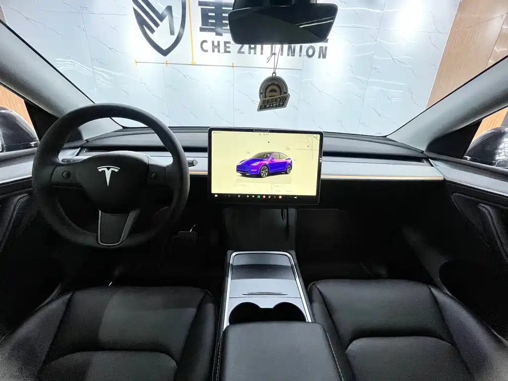 Model Y 2024 rear-wheel drive version купить на сайте DeffCars