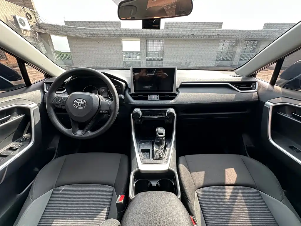Wilanda 2022 2.0L CVT two-wheel drive leading version купить на сайте DeffCars
