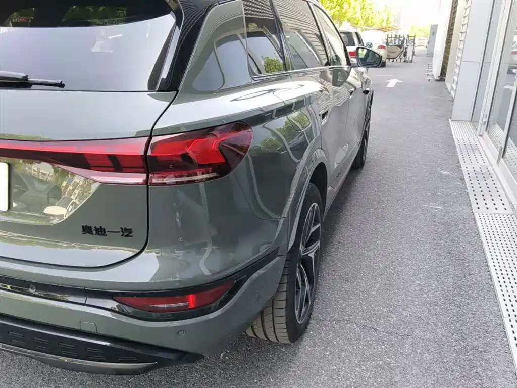Audi Q6L e-tron 2026 first pilot version купить на сайте DeffCars