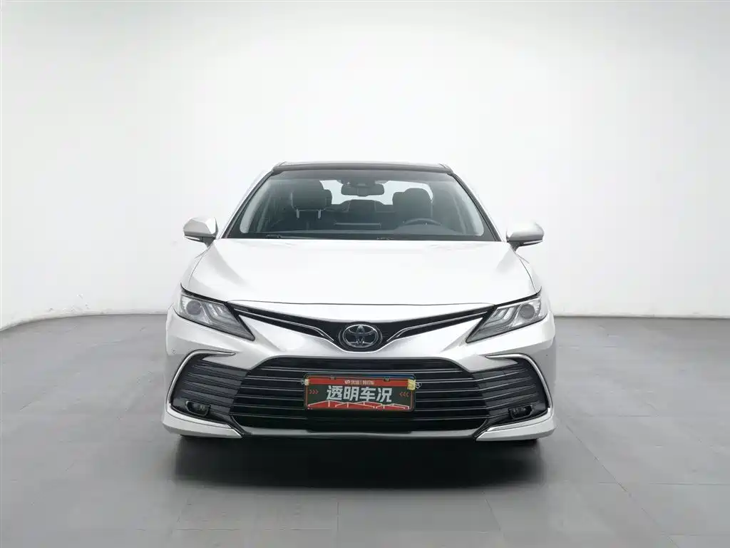 Camry 2021 2.5G Deluxe Edition купить на сайте DeffCars