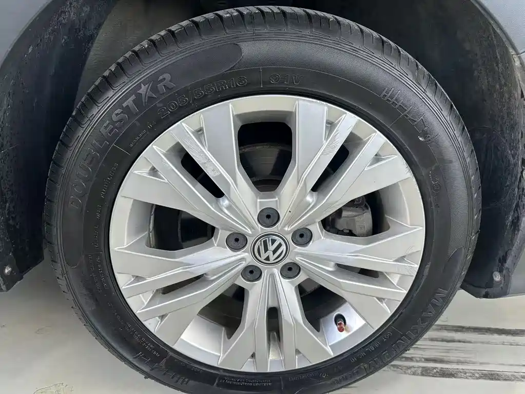 C-TREK Weiling 2018 1.5L automatic comfort model купить на сайте DeffCars