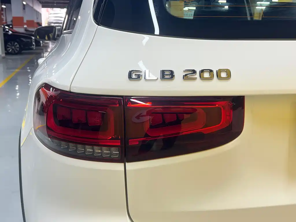 Mercedes-Benz GLB 2022 facelift version 2 GLB 200 dynamic version купить на сайте DeffCars