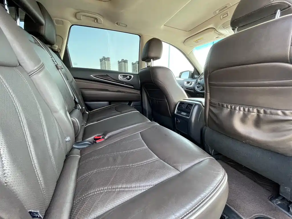 Infiniti QX60 Imported 2016 2.5 S/C Hybrid Two-wheel drive Excellent Edition National V купить на сайте DeffCars